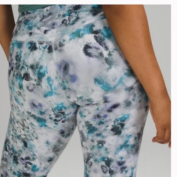 Lululemon align hr pant 25” - Picture 3 of 8